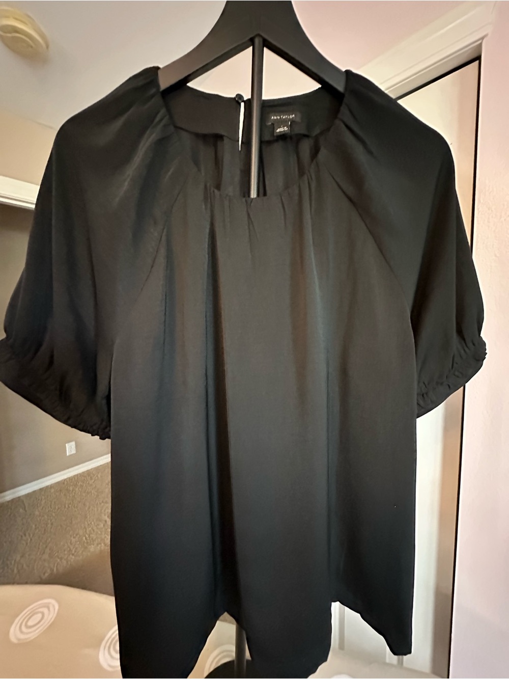 Ann Taylor Black Short Puff-Sleeve Blouse